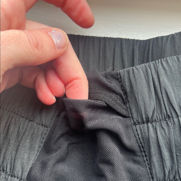 Free People Movement Black The Way Home Short SZ small Activewear Run Train Gym - Picture 10 of 10